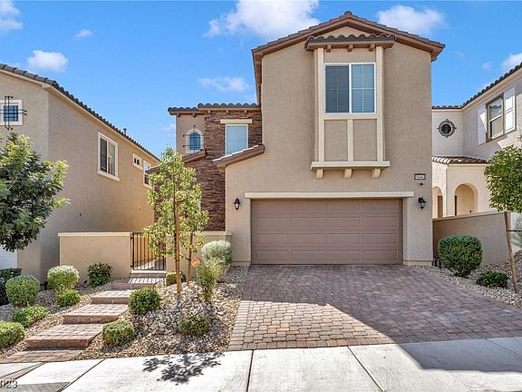 3rd image of 10443 Skye Knoll Ave