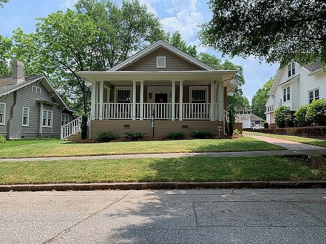 1st image of 106 Whitsett St