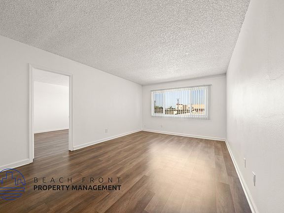 2nd image of 1261 Rosecrans Ave #220