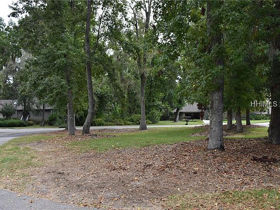 2nd image of 44 Ellenita Dr
