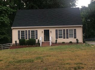 300 Rollingview Dr, Sandston, VA 23150