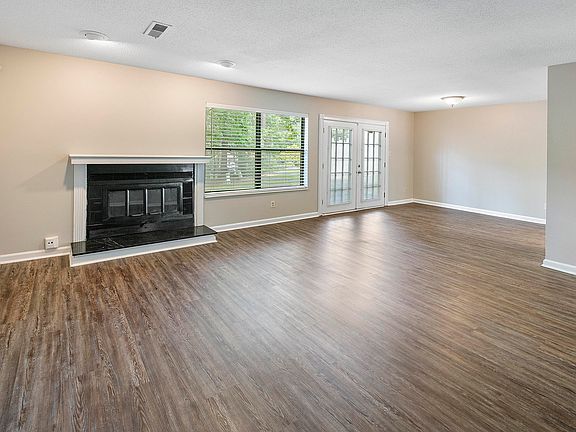 4th image of 8400 Olde Colony Trl APT 56