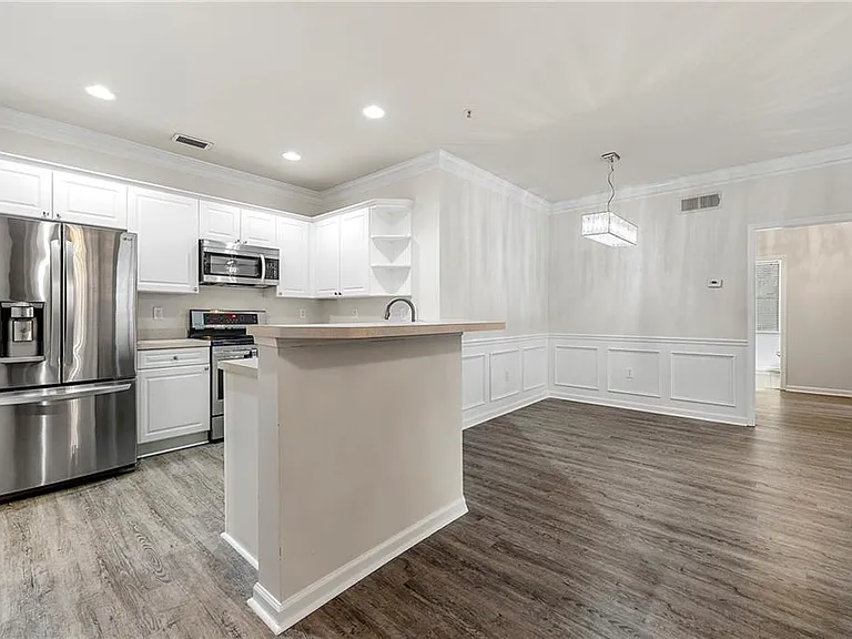 2400 Cumberland Pkwy SE #411 — Photo 4