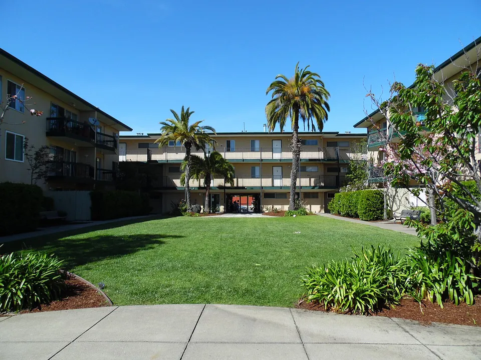 The Californian Apartments