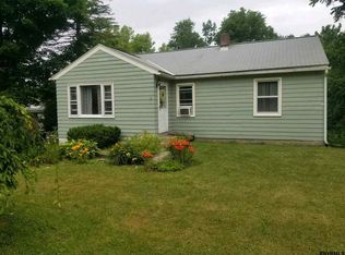 101 Elliot Rd, East Greenbush, NY 12061