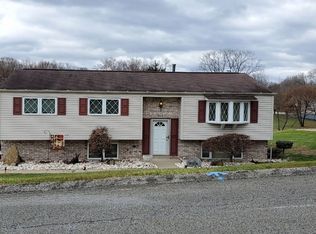 268 Fosterville Rd, Greensburg, PA 15601