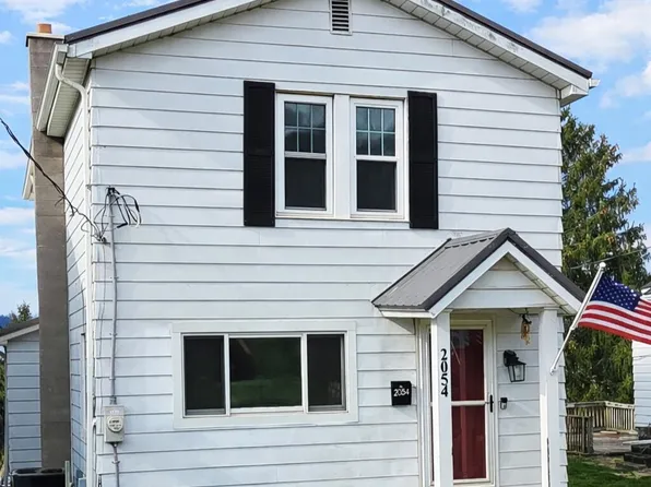 2054 Whitford Ave S, Williamsport, PA 17702