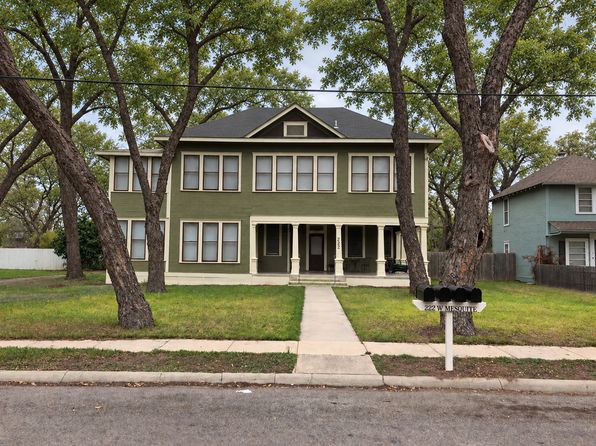 222 W Mesquite St