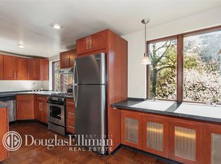 157 Clinton St #2, Brooklyn, NY 11201