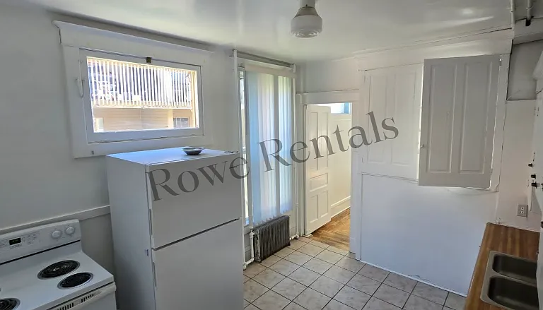 208 N Clark St #208 — Photo 13