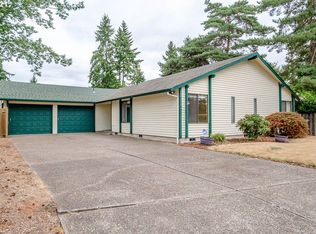 17607 SW Washington Dr, Beaverton, OR 97078