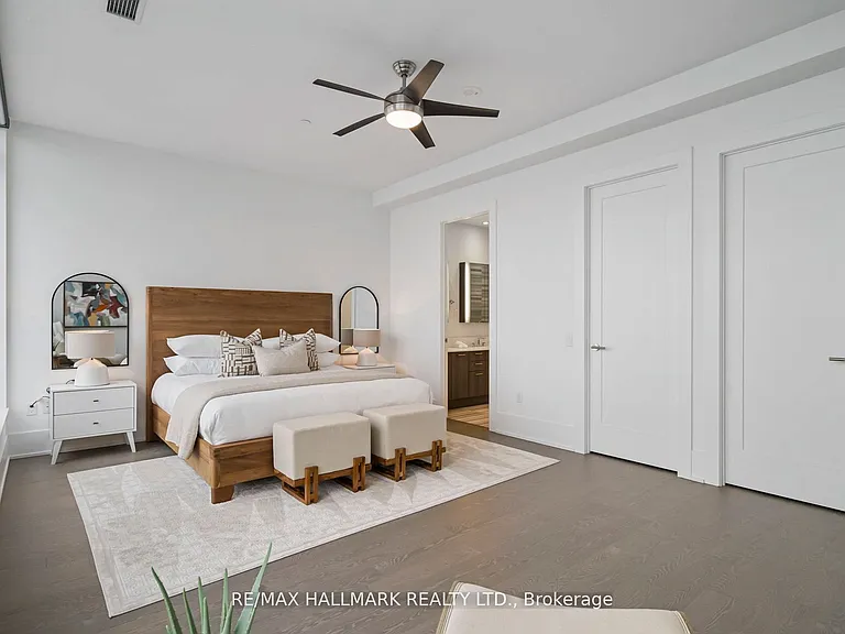 10 York St #6805 — Photo 22