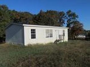 1011 Seed Tick Rd, Philadelphia, TN 37846