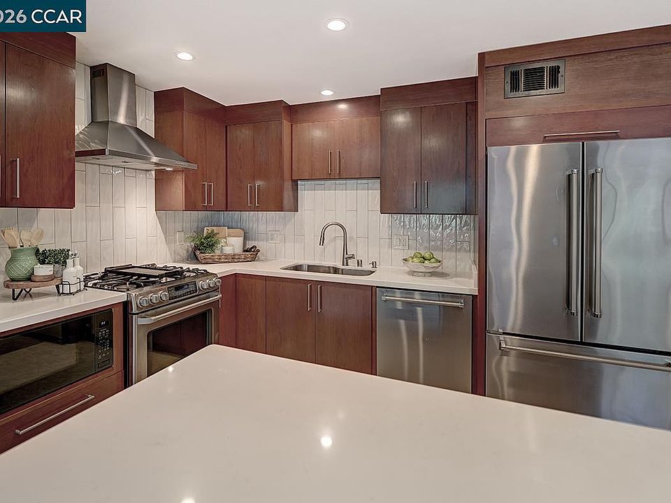 1st image of 1345 Singingwood Ct APT 8