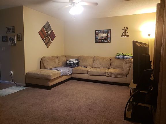 4th image of 2630-2632 Stonebrook Ln