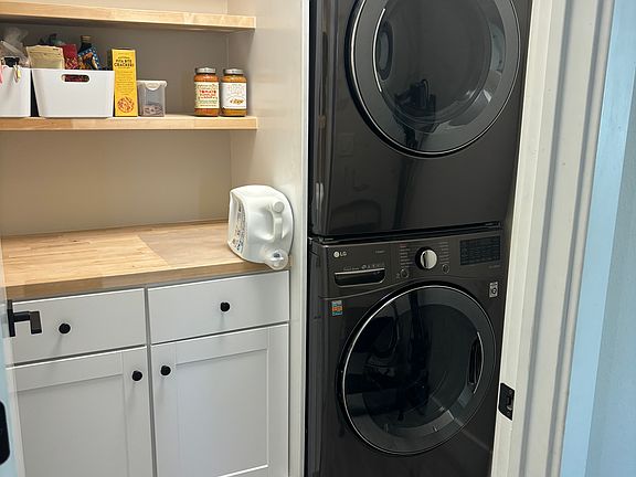 Laundry/Pantry