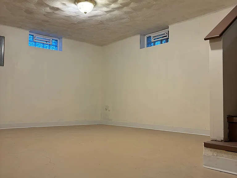 11149 Shakespeare St — Photo 8