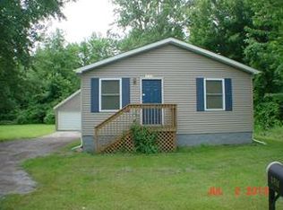 3814 Lauria Rd, Bay City, MI 48706
