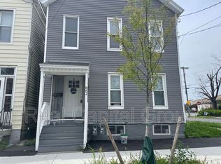 862 3rd St #2, Albany, NY 12206