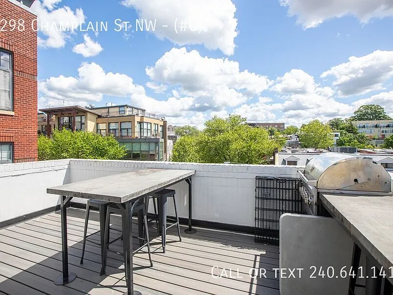 2298 Champlain St NW #C — Photo 40