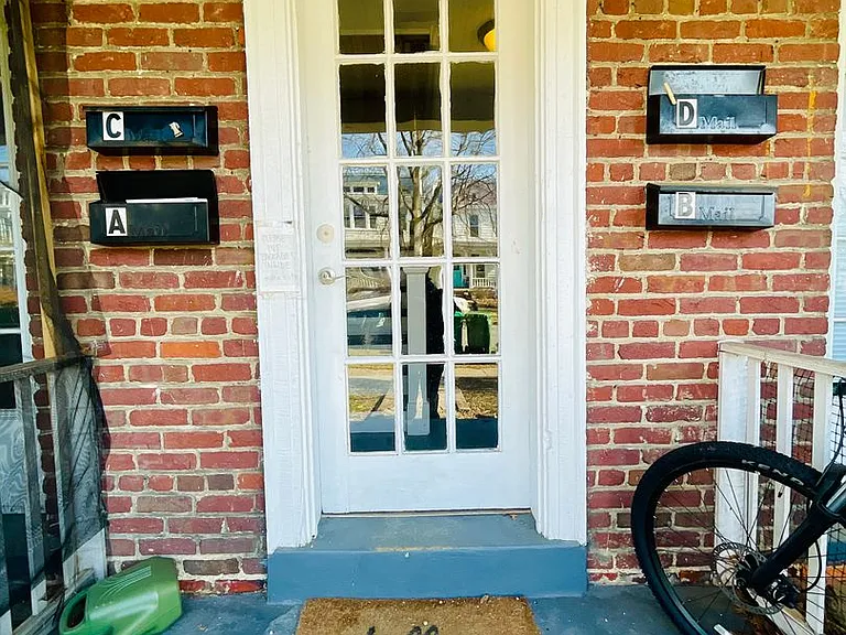 711 Chimborazo Blvd — Photo 4