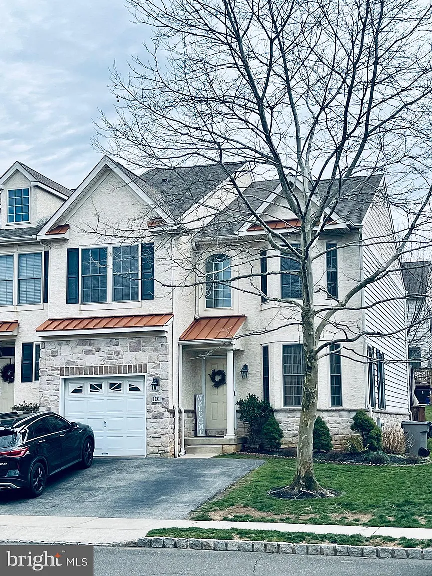 101 Barefield Ln photo 1