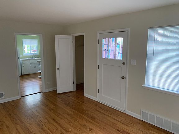4th image of 2295 S Knox Ct