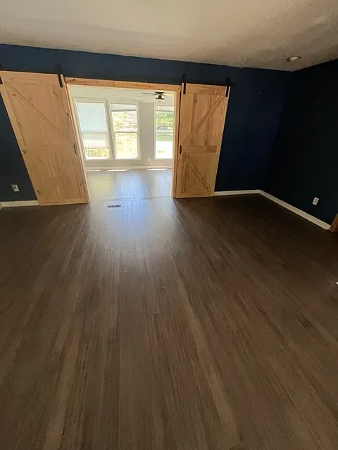 3 bed, 2.5 bath, 2224 sqft, $2,100 — Photo 4
