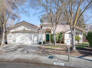 5204 W Fallbrook Ave, Fresno, CA 93722