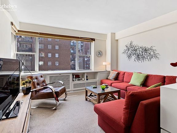 3rd image of 80 E End Ave APT 10-D