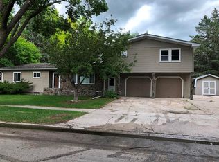 105 Gilley Ave S, Brookings, SD 57006