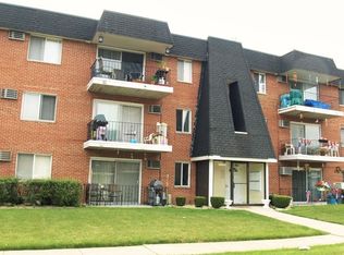 12900 Crestbrook Ct APT 1, Crestwood, IL 60445