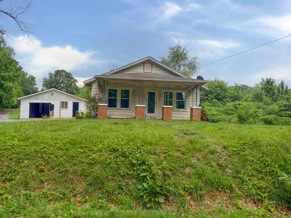 303 Cedar Grove Rd, Johnson City, TN 37601