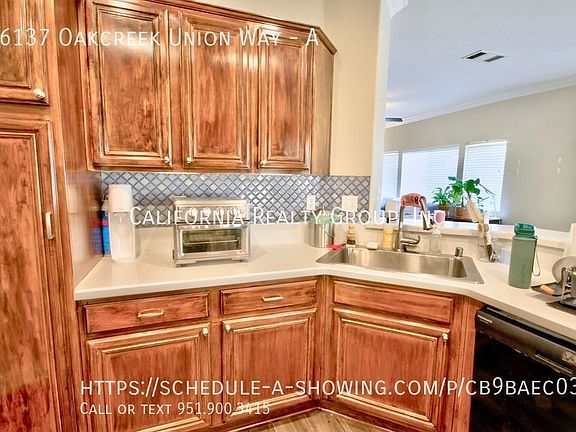 4th image of 26137 Oakcreek Union Dr Unit A