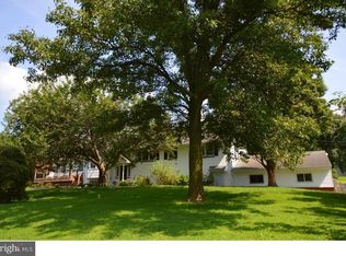 681 Spencer Rd, Avondale, PA 19311