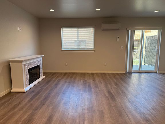 5th image of 5300 Smitten St #3
