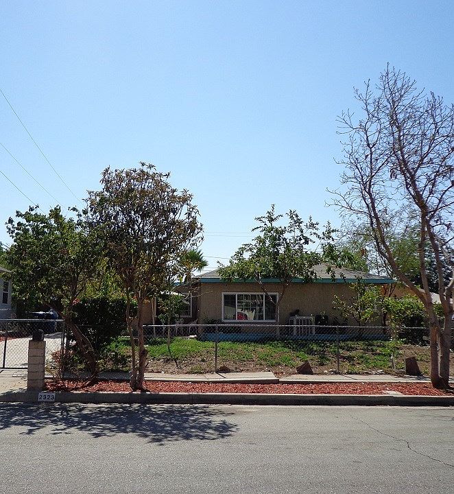 1st image of 2323 Mesa St