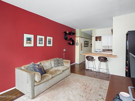 2nd image of 160 E 91st St APT 5N