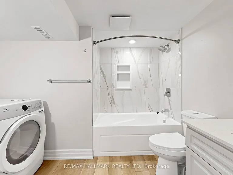 87 Fallingbrook Rd — Photo 33