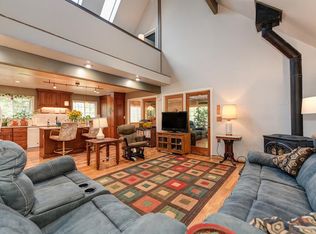 26425 Barb Wire Ln, Colfax, CA 95713