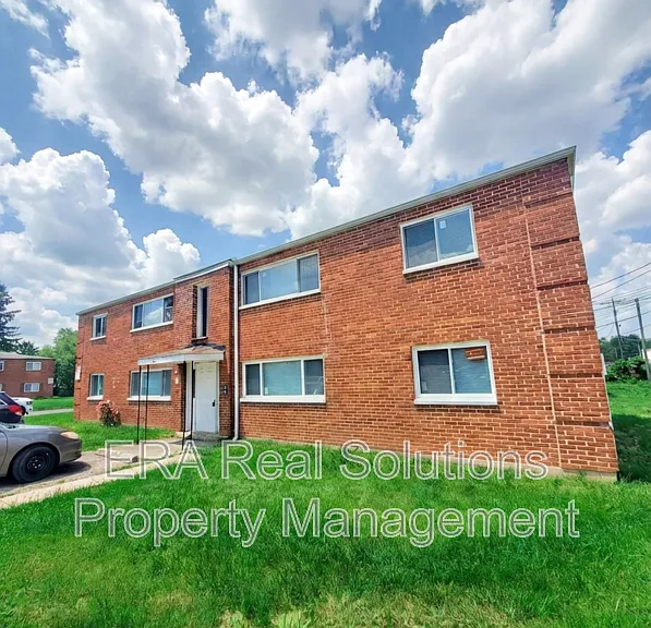 3600 Cushing Dr #B — Photo 1