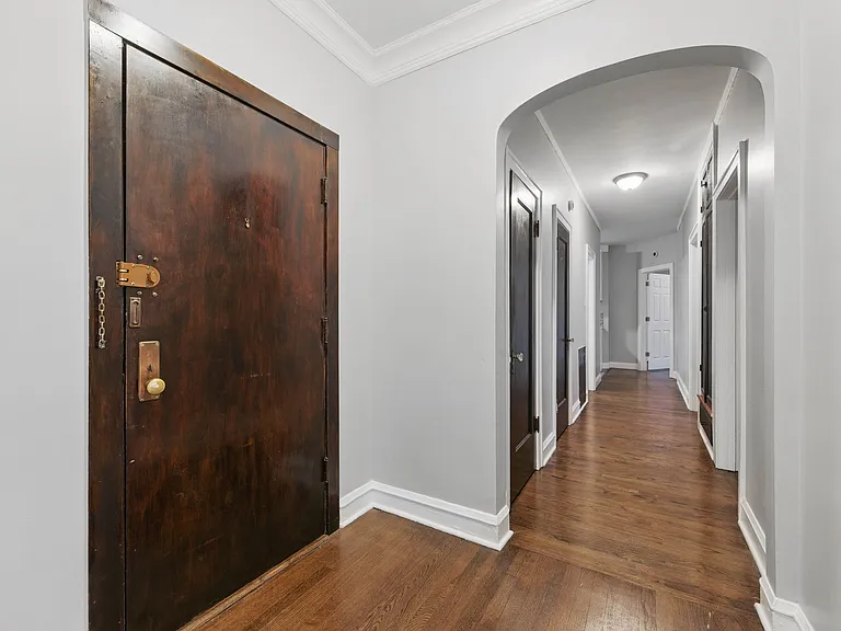 7828 S. Drexel Ave — Photo 33