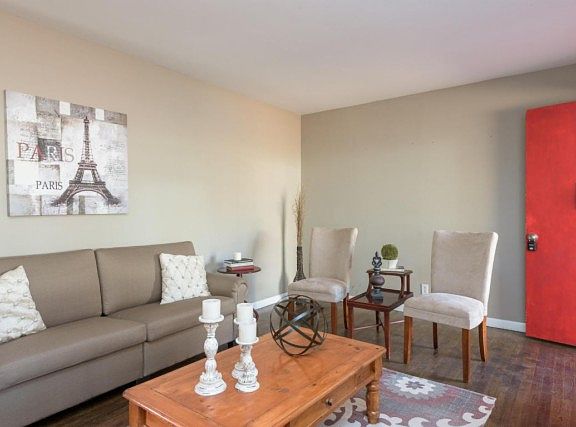 4th image of 4306 Shelborne Dr
