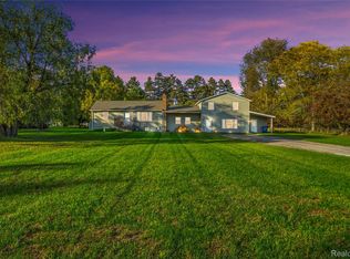 9448 McAfee Rd, Montrose, MI 48457
