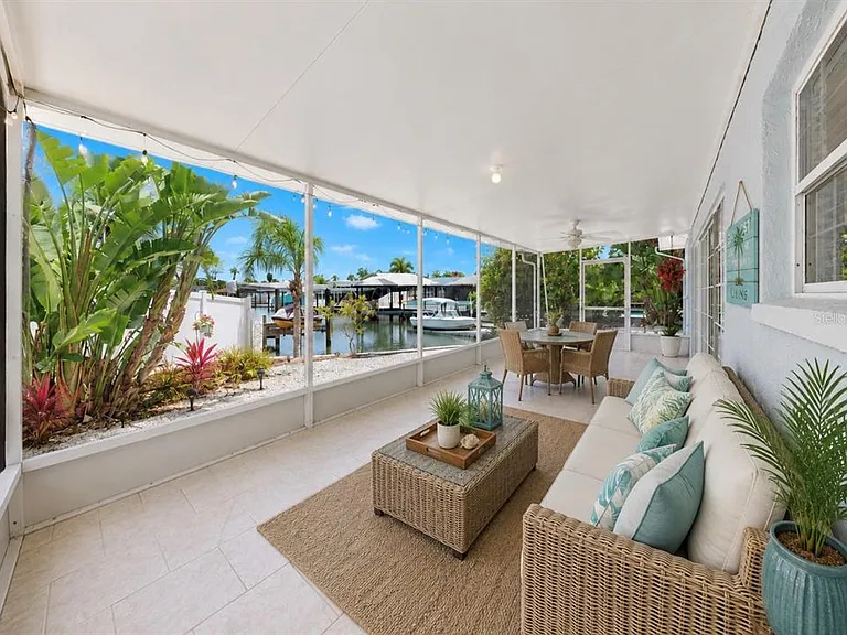 6513 Abaco Dr — Photo 3