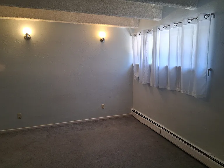 2401 S Gaylord St #205 — Photo 4