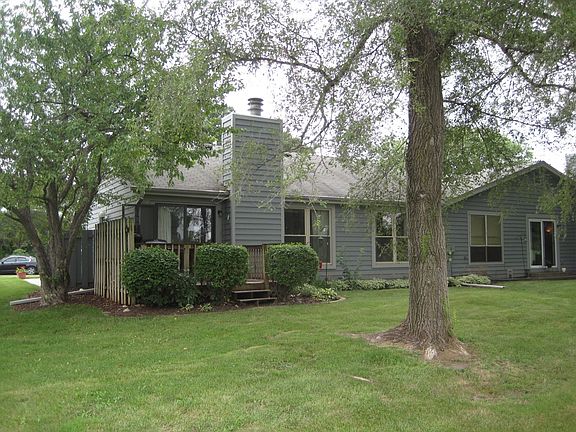 3rd image of 39824 N Stonebridge Ct
