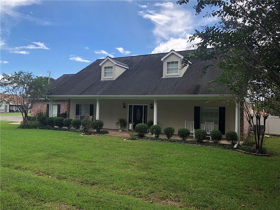 1st image of 313 Shanewood Dr