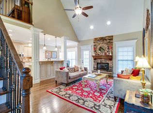 2736 Presley Dr, Murfreesboro, TN 37128