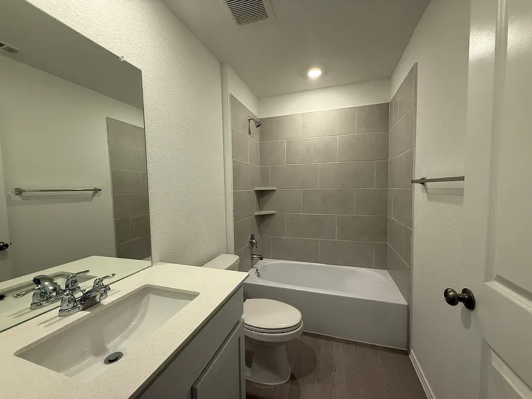 117 Alamito Ave — Photo 12